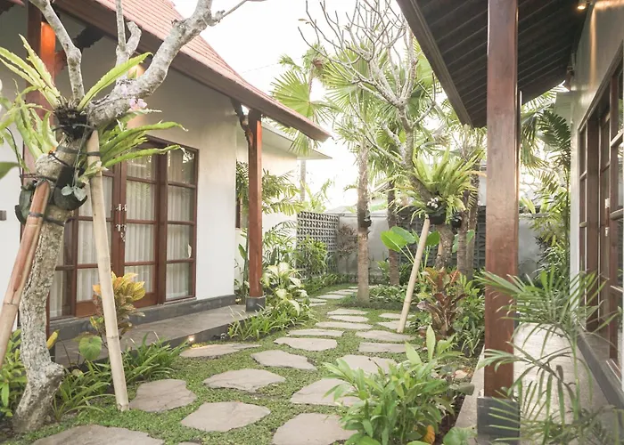 Puri Kembar 2 Bedroom With Private Pool Ubud