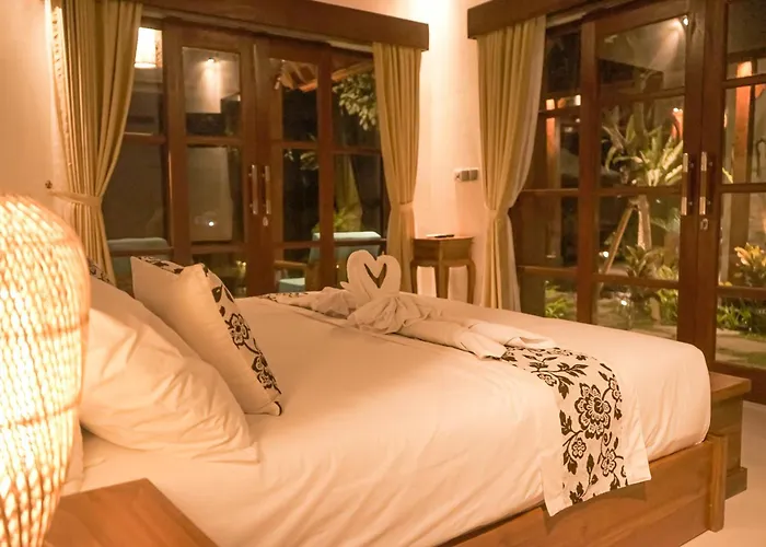 Villa Puri Kembar 2 Bedroom With Private Pool *