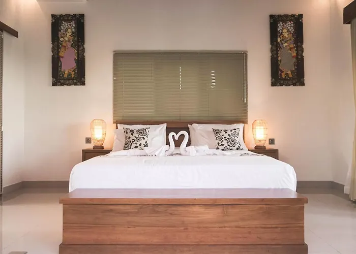 Puri Kembar 2 Bedroom With Private Pool Villa Ubud